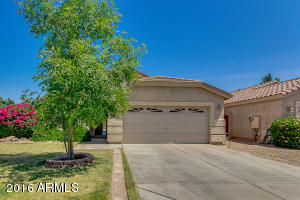 842 E Baylor Ln, Gilbert, AZ 85296 photo 1
