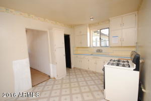 2153 W Earll Dr, Phoenix, AZ 85015 photo 3