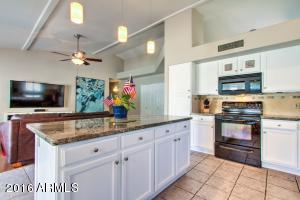 1235 E Beverly Ln, Phoenix, AZ 85022 photo 8