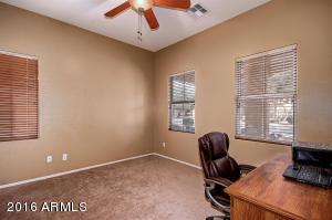1422 E Azalea Dr, Gilbert, AZ 85298 photo 5