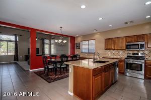 1422 E Azalea Dr, Gilbert, AZ 85298 photo 8