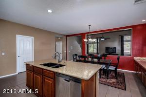 1422 E Azalea Dr, Gilbert, AZ 85298 photo 11