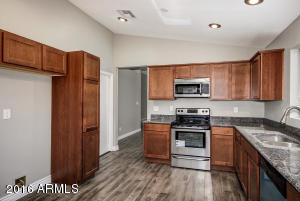 3122 E Kerry Ln, Phoenix, AZ 85050 photo 5