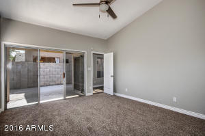 3122 E Kerry Ln, Phoenix, AZ 85050 photo 12