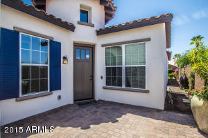 642 W Cantebria Dr, Gilbert, AZ 85233 photo 1