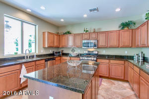 1659 E Indigo St, Gilbert, AZ 85298 photo 4