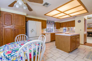 1819 E Sheena Dr, Phoenix, AZ 85022 photo 8