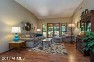 1819 E Sheena Dr, Phoenix, AZ 85022 photo 5