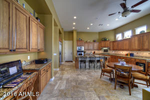 8909 E Nora Cir, Mesa, AZ 85207 photo 3