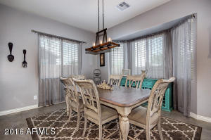 2521 E Tomahawk Ct, Gilbert, AZ 85298 photo 7