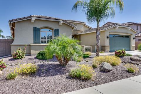 2572 E Carob Dr, Gilbert, AZ 85298 photo 1