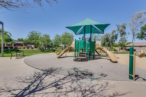 2572 E Carob Dr, Gilbert, AZ 85298 photo 3