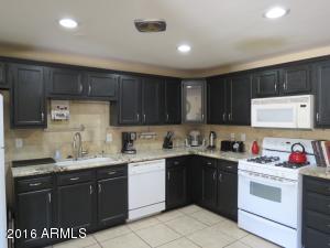 3837 E Captain Dreyfus Ave, Phoenix, AZ 85032 photo 4