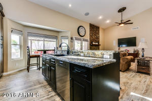 1331 E Ludlow Dr, Phoenix, AZ 85022 photo 3