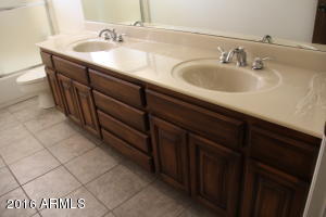 852 N Whiting Cir, Mesa, AZ 85213 photo 11