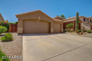 15826 S 7th Dr, Phoenix, AZ 85045 photo 2