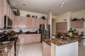 15826 S 7th Dr, Phoenix, AZ 85045 photo 13