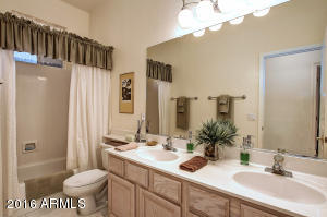 15826 S 7th Dr, Phoenix, AZ 85045 photo 29