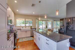 2755 E Leonora St, Mesa, AZ 85213 photo 2