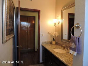 526 S Bay Dr, Gilbert, AZ 85233 photo 13