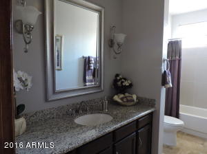 526 S Bay Dr, Gilbert, AZ 85233 photo 12