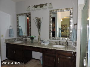 526 S Bay Dr, Gilbert, AZ 85233 photo 23