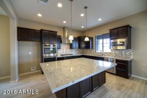 3036 E Austin Dr, Gilbert, AZ 85296 photo 6