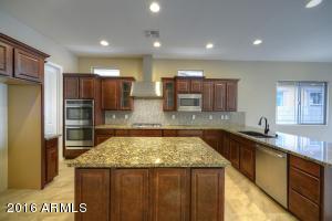 3031 E Austin Dr, Gilbert, AZ 85296 photo 2