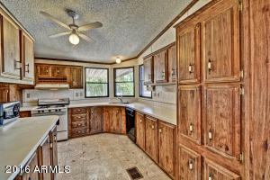 3512 E Sandra Ter, Phoenix, AZ 85032 photo 11