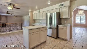 462 E Campbell Ave, Gilbert, AZ 85234 photo 9