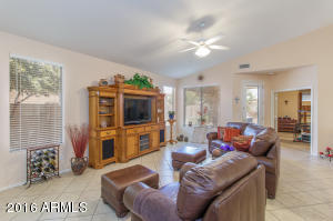 1107 E Temple Ct, Gilbert, AZ 85296 photo 2