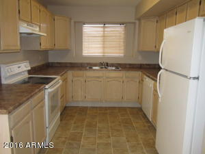 3914 E South Fork Dr, Phoenix, AZ 85044 photo 2