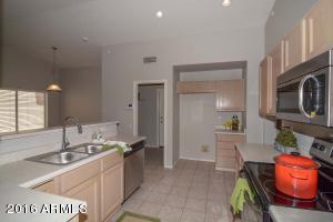 3331 E Tonto Ln, Phoenix, AZ 85050 photo 4