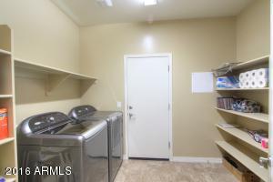 2881 Eleana Ln, Gilbert, AZ 85298 photo 25