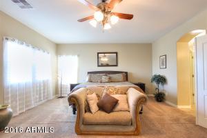 2881 Eleana Ln, Gilbert, AZ 85298 photo 14