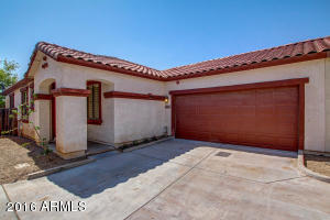 3911 E Flower St, Gilbert, AZ 85298 photo 1