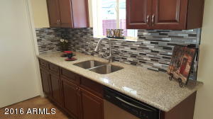 6024 N 31st Dr, Phoenix, AZ 85017 photo 8