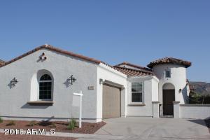 747 E Constance Way, Phoenix, AZ 85042 photo 1