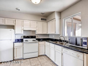 1976 S Monterey Dr, Apache Junction, AZ 85120 photo 5