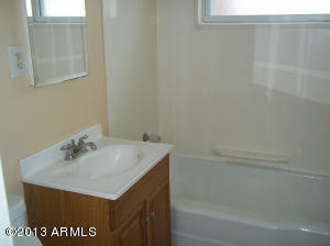 201 E Orchid Ln, Phoenix, AZ 85020 photo 6