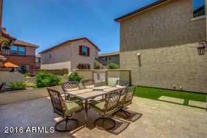 932 S Osborn Ln, Gilbert, AZ 85296 photo 5