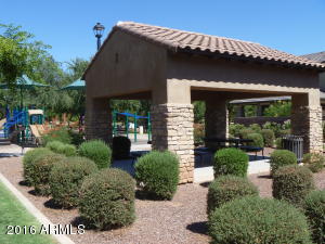 932 S Osborn Ln, Gilbert, AZ 85296 photo 40
