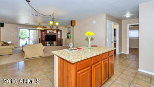 8562 E Desert Ln, Mesa, AZ 85209 photo 9