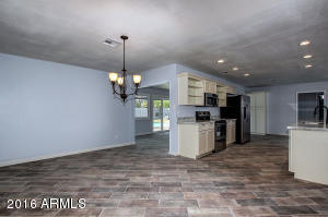 905 E Watson Dr, Tempe, AZ 85283 photo 8