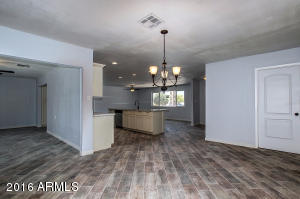 905 E Watson Dr, Tempe, AZ 85283 photo 9