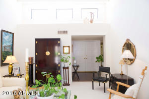 950 E Lois Ln, Phoenix, AZ 85020 photo 4