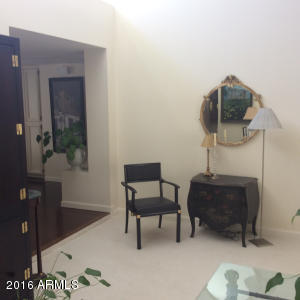 950 E Lois Ln, Phoenix, AZ 85020 photo 5