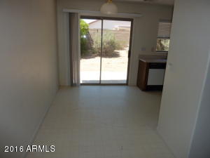 9940 E Dolphin Cir, Mesa, AZ 85208 photo 4