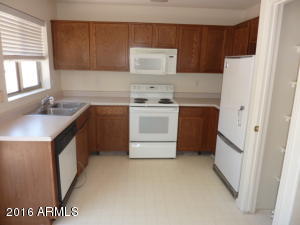 9940 E Dolphin Cir, Mesa, AZ 85208 photo 2