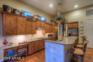 3952 E Nocona Ln, Phoenix, AZ 85050 photo 12